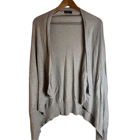 Zara Sweaters - Zara Knit Cardigan, Size Small Gray Super Soft Flowy‎ Career Office Wear